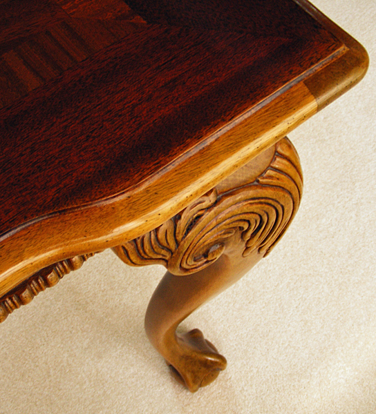 Thomasville "Mahogany Collection" Dining Room Table