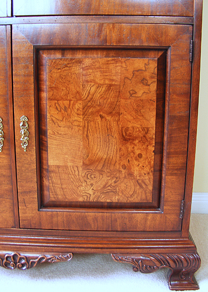 Hekman Mahogany Entertainment Armoire
