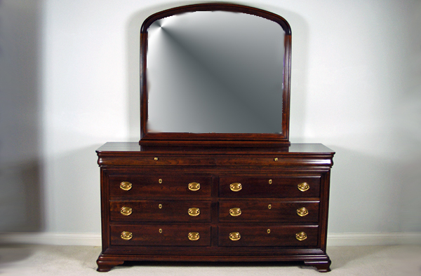 Jamestown Sterling Cherry Dresser with Mirror