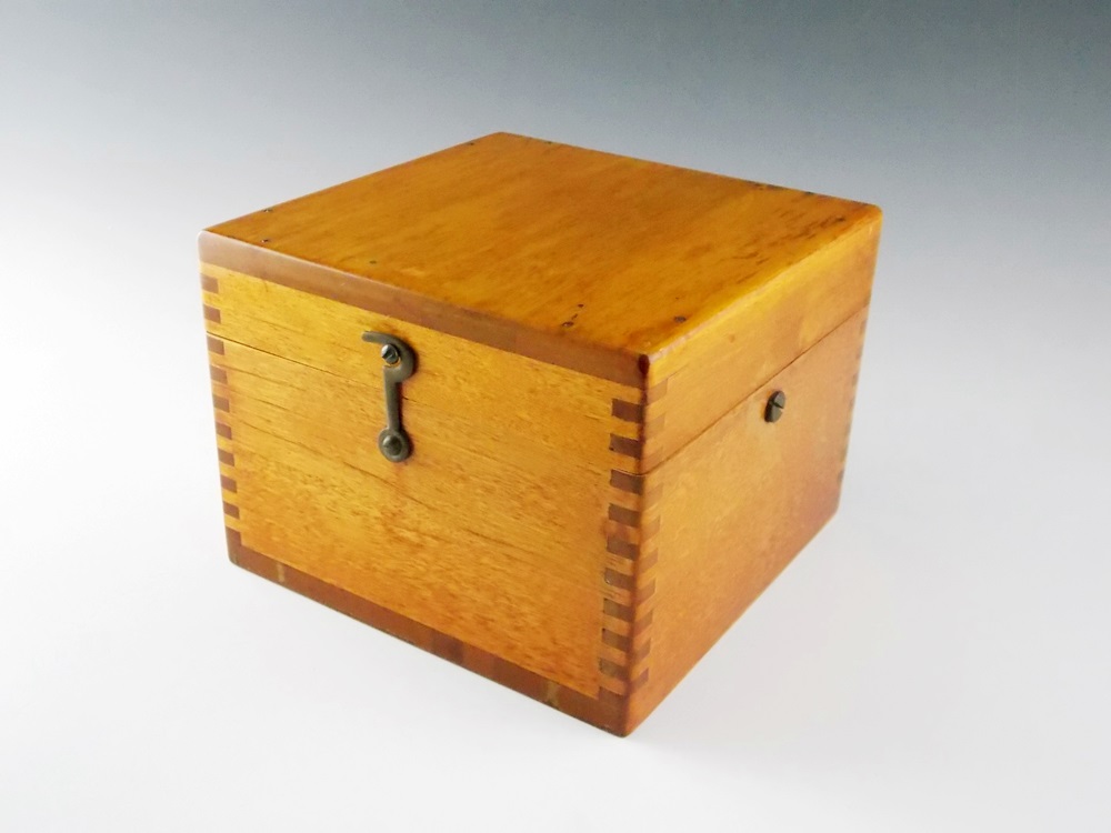 Vintage Polaris MC Co. Ships Compass