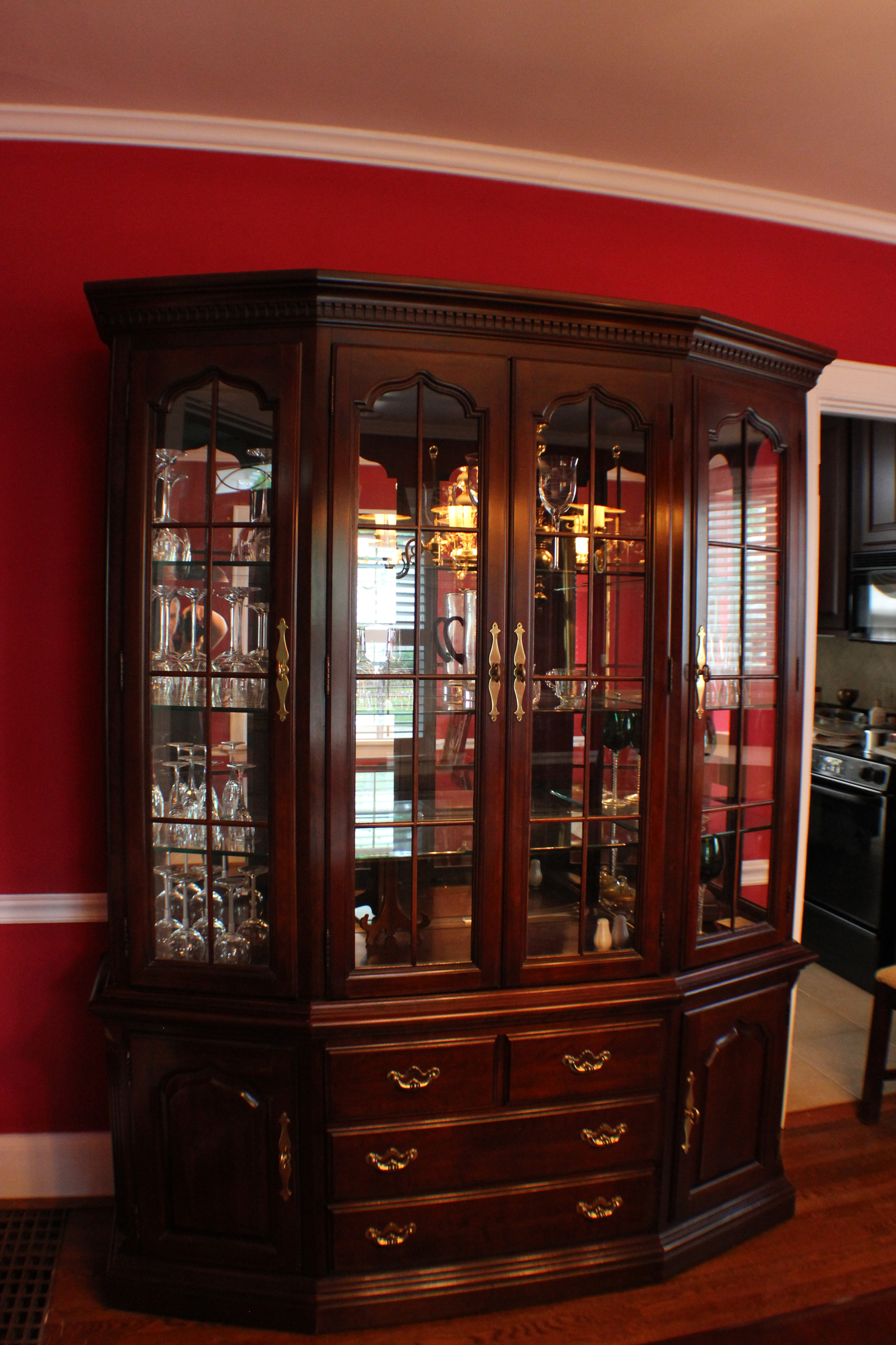 Thomasville Cherry Hutch China Cabinet