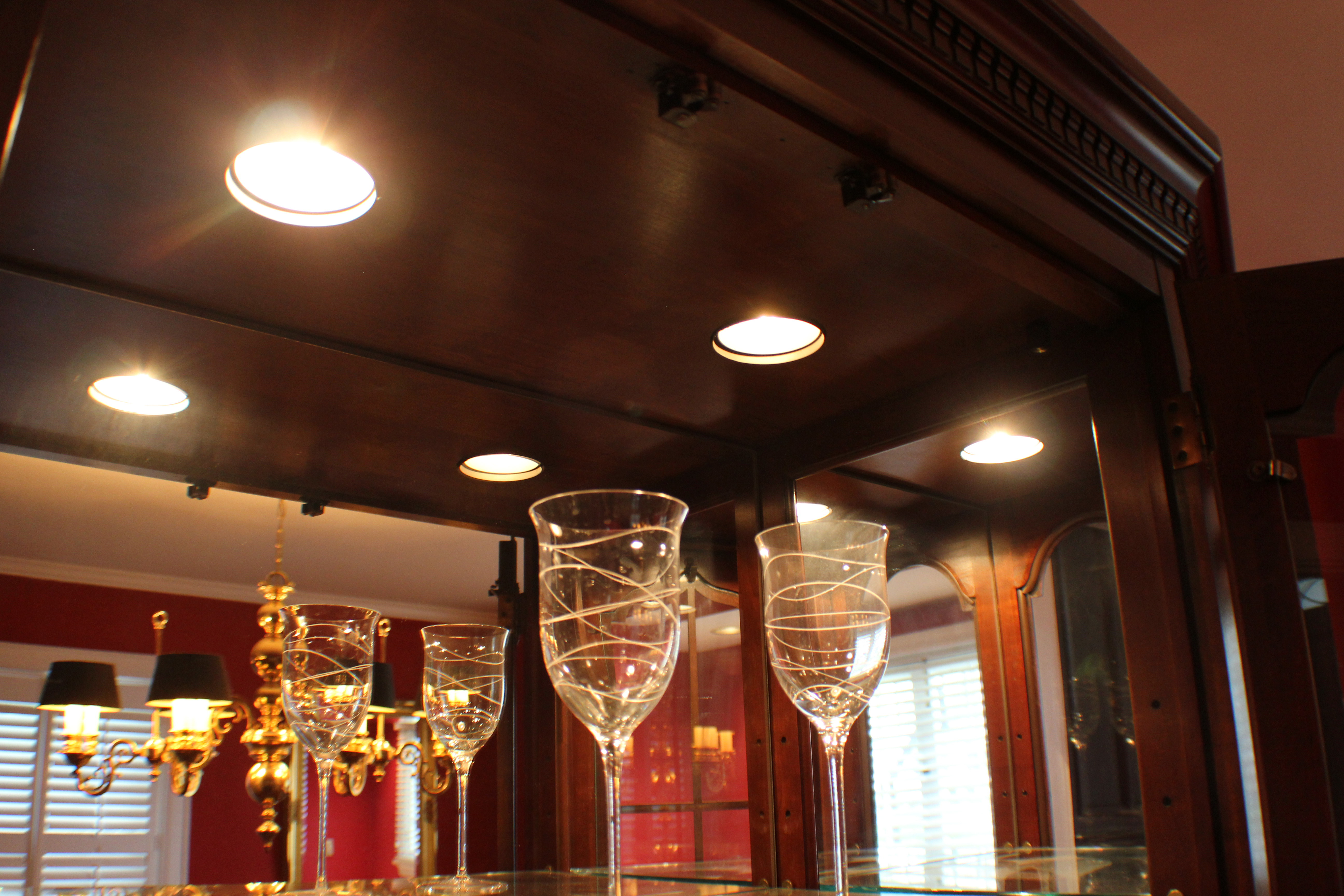 Thomasville Cherry Hutch China Cabinet