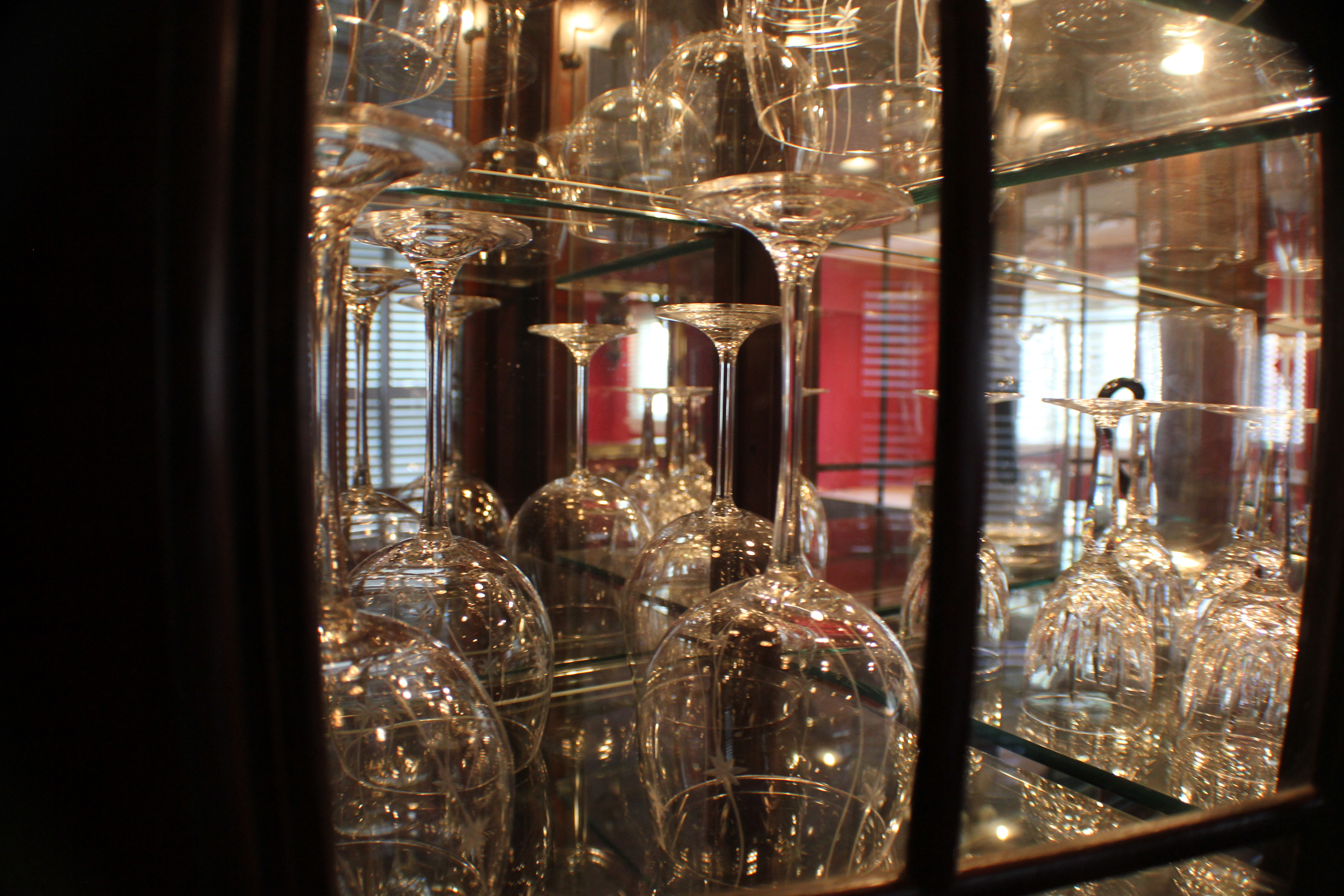 Thomasville Cherry Hutch China Cabinet