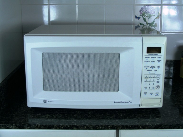 GE "Profile" Sensor Microwave Oven