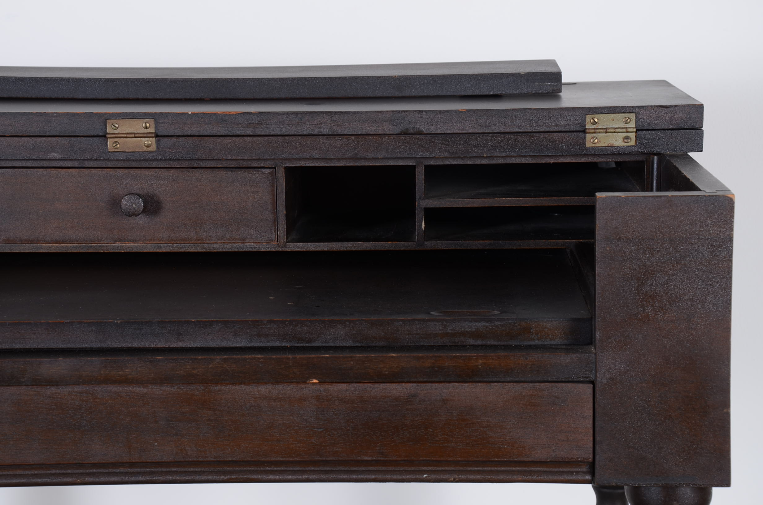 H.E. Shaw Furniture Co. Spinet Desk