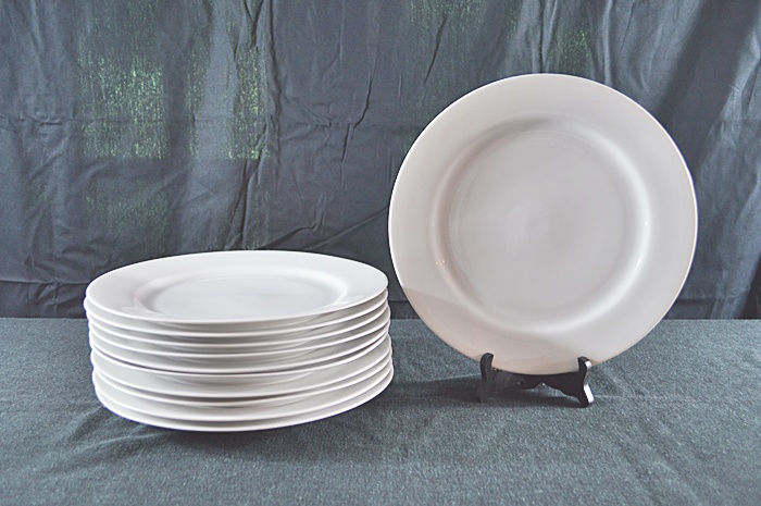 8 Homer Laughlin Green Stripe Oval Plates & A Set of 11 Buffet Plates