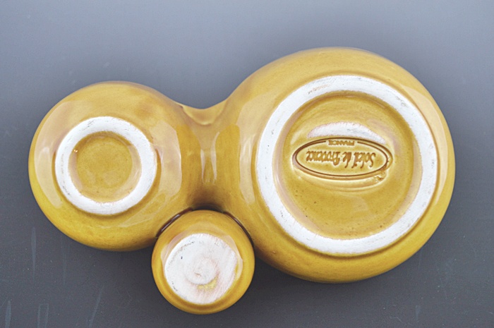 Assortment of Useful Kitchen Items