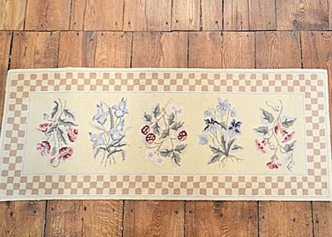 Floral Runner 100 percent Wool Pile Rug