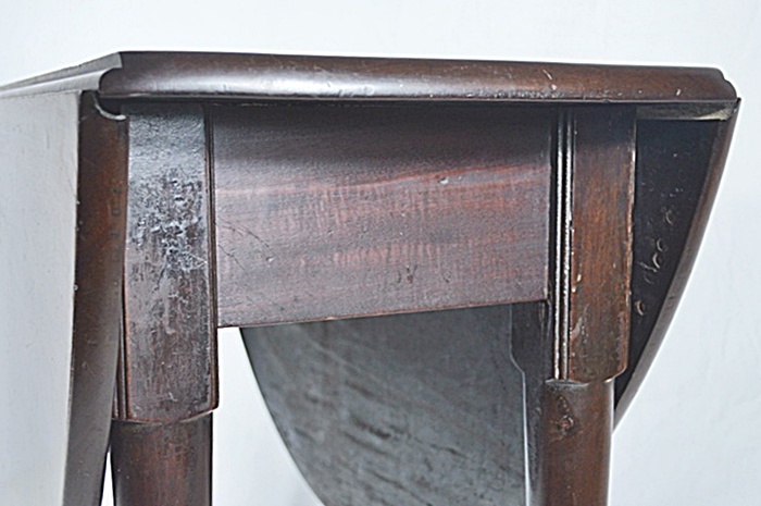 English Walnut Queen Anne Drop Leaf Table