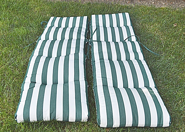 2 Green and White Outdoor Lounge Cushions