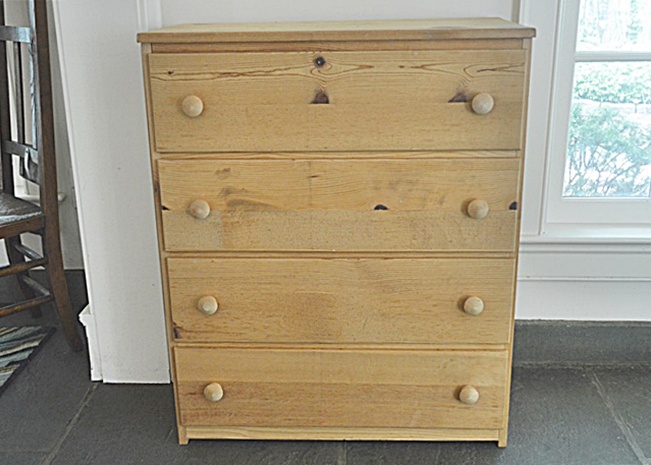 Pine Chest of Drawers