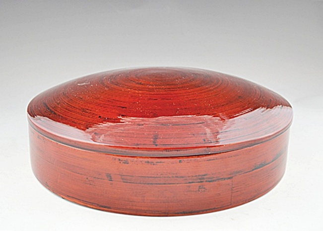 Round Wooden Lacquer Box