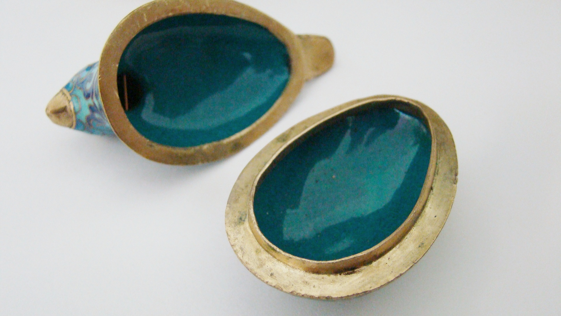 Vintage brush, comb and mirror set