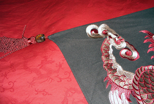 Natori "Dynasty" Bedding Ensemble