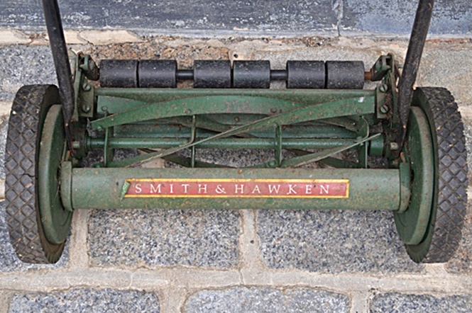Smith & Hawken Manual Push Mower