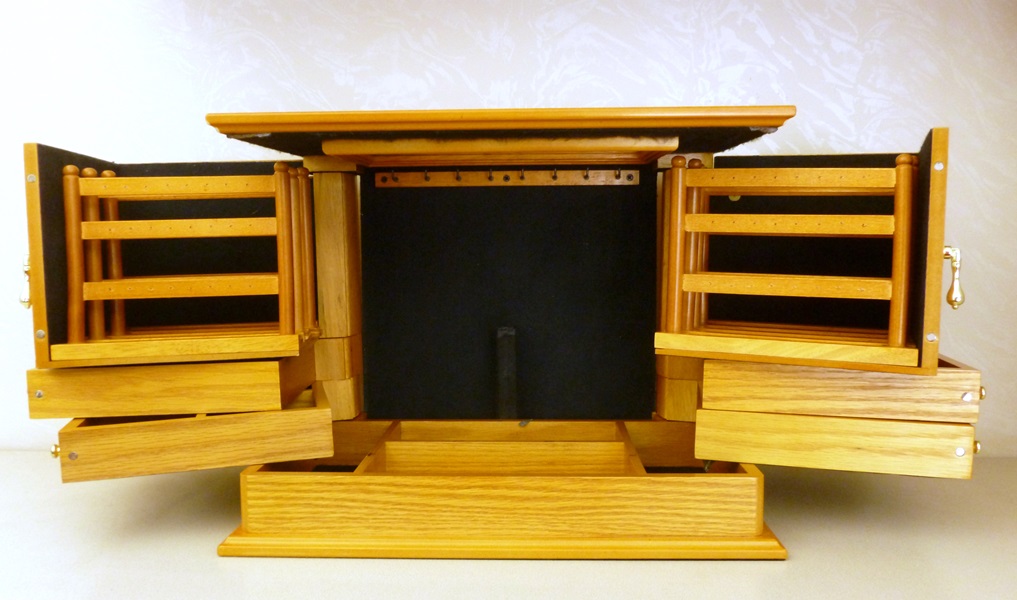  Luxury Lori Greiner Jewelry Box