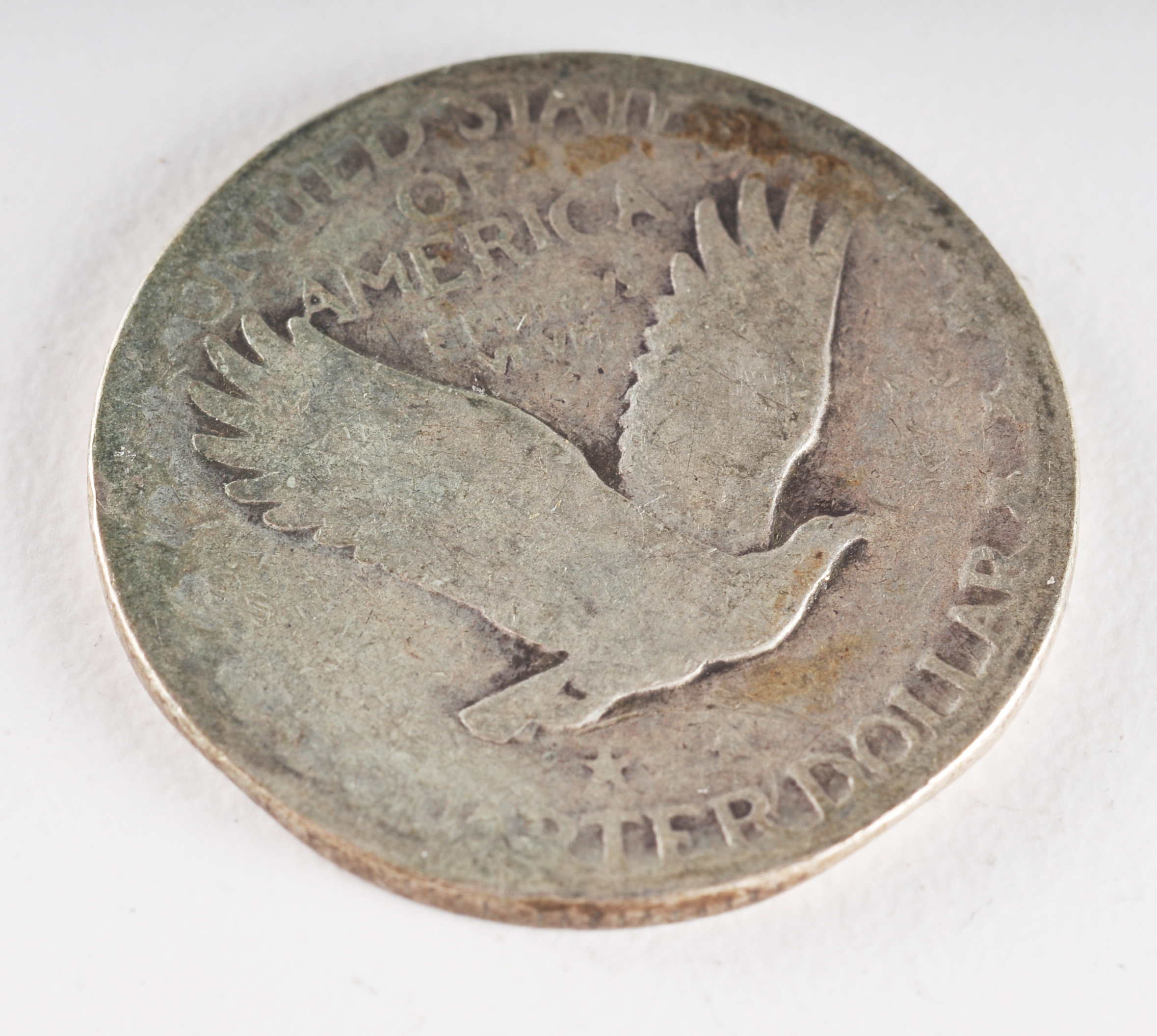 Group of (5) silver Standing Liberty quarters including the following: 1925, 1926, 1927, 1928 S, and 1929 S