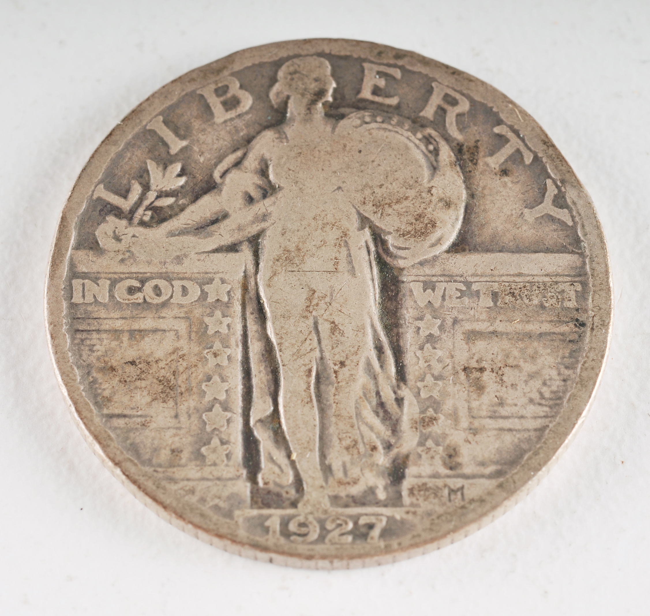 Group of (5) silver Standing Liberty quarters including the following: 1925, 1926, 1927, 1928, and 1929