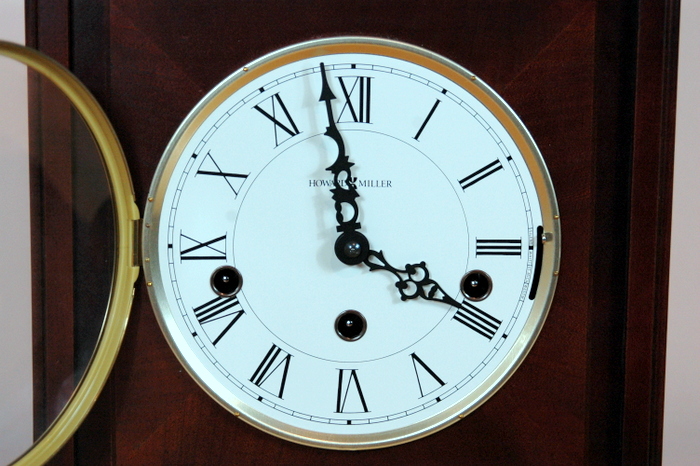 Howard Miller Mantel Clock