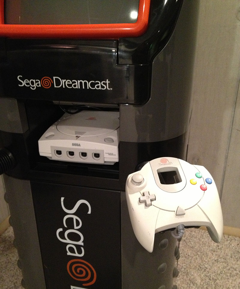 Sega Dreamcast Store Display and Games