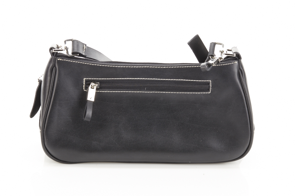 Lot of vintage and modern handbags