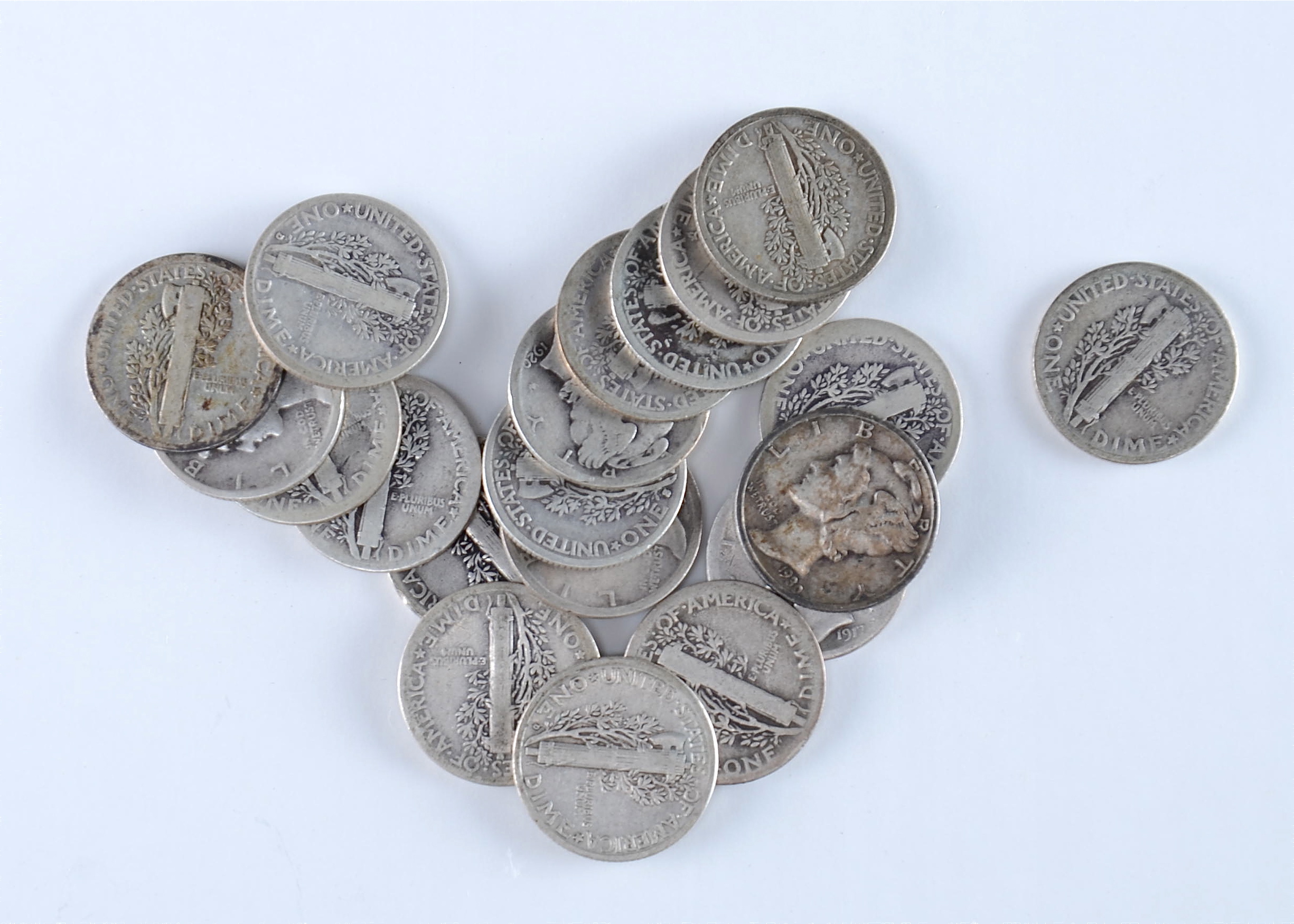 Group of (20) silver Mercury dimes including the following: 1916, 1917, 1918, 1918 D, 1919, 1920, 1923, 1924, 1925, 1926, 1927, 1928, 1929, 1929 D, 1930, 1931 S, 1934, 1934 D, 1935, and 1935 D