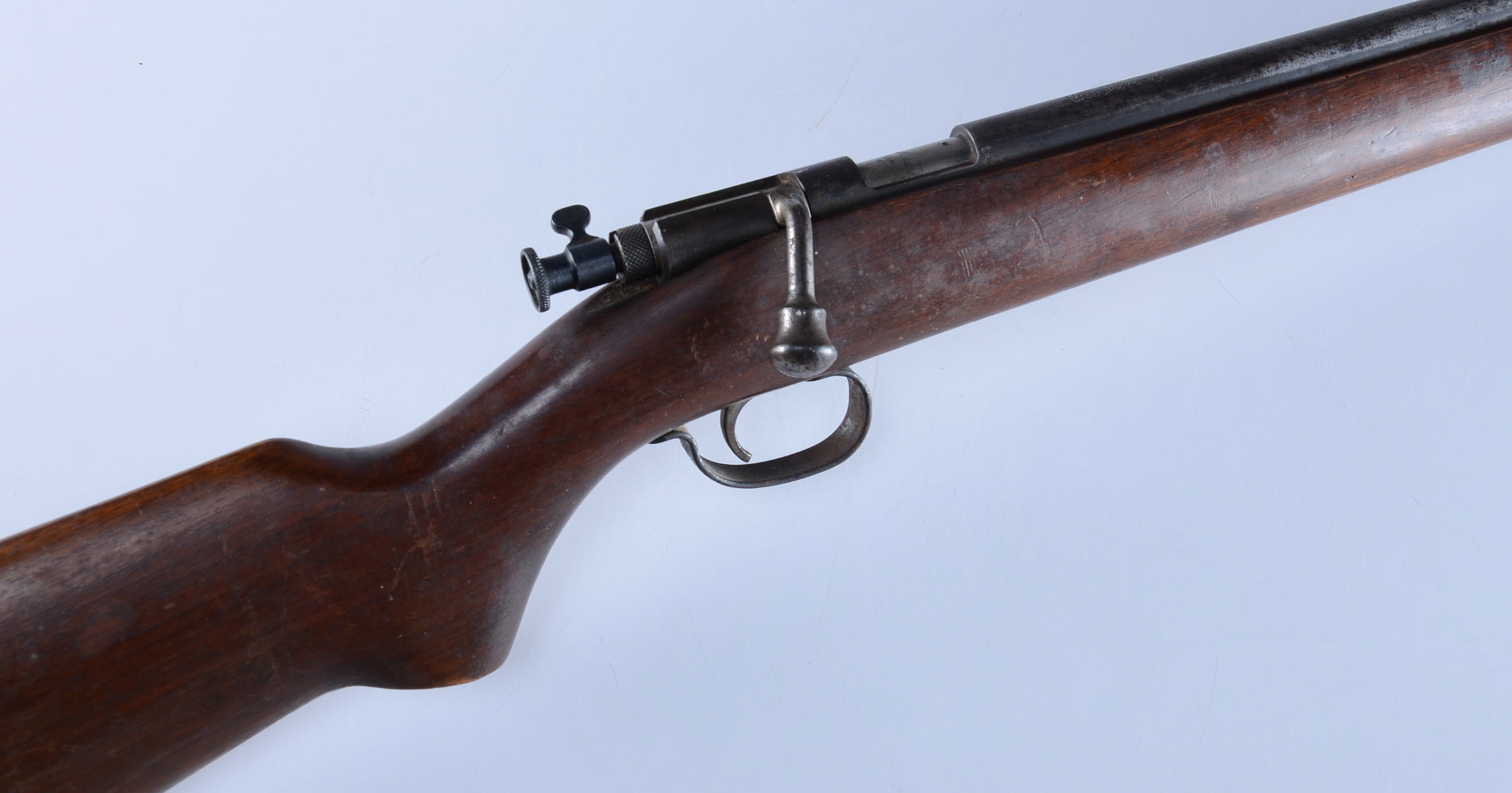 Remington Model 41 P - Bolt action rim fire rifle