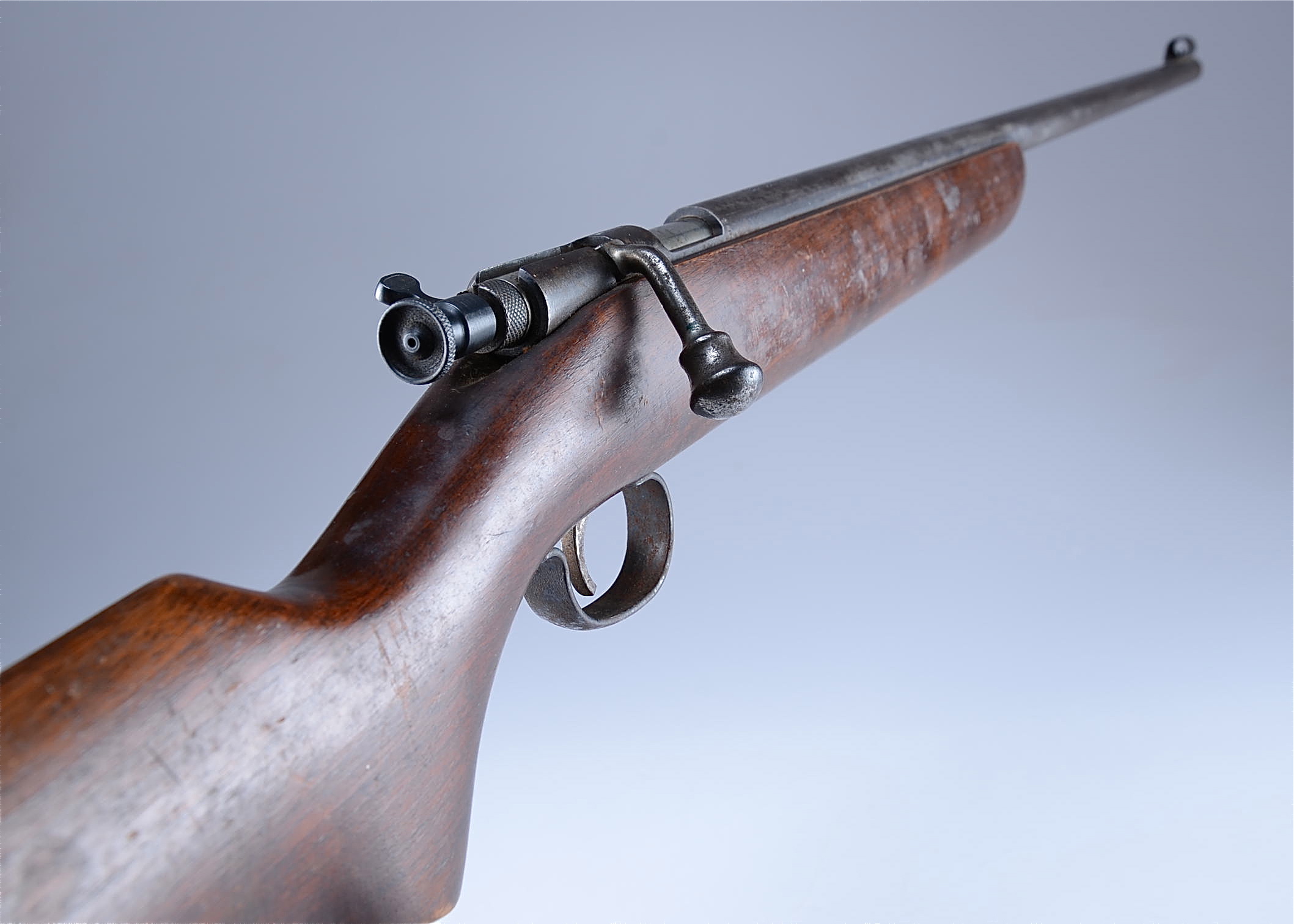 Remington Model 41 P - Bolt action rim fire rifle