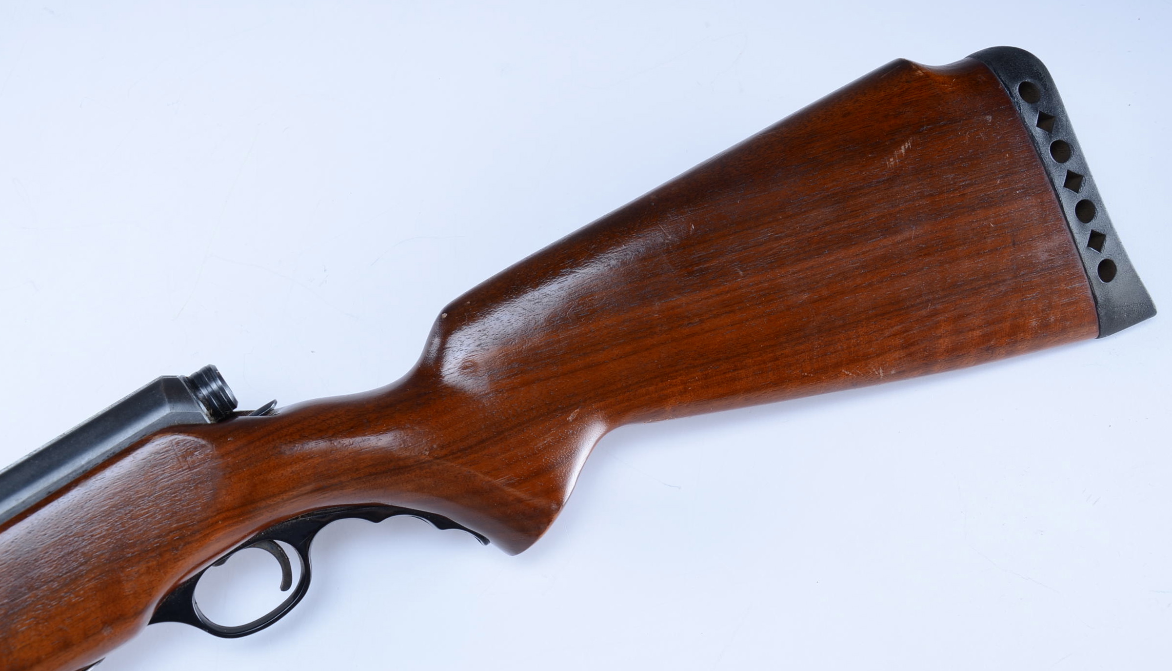 MOSSBERG Model 195 - 3-Shot, Takedown, 12 gauge , 2 shell detachable magazine.  