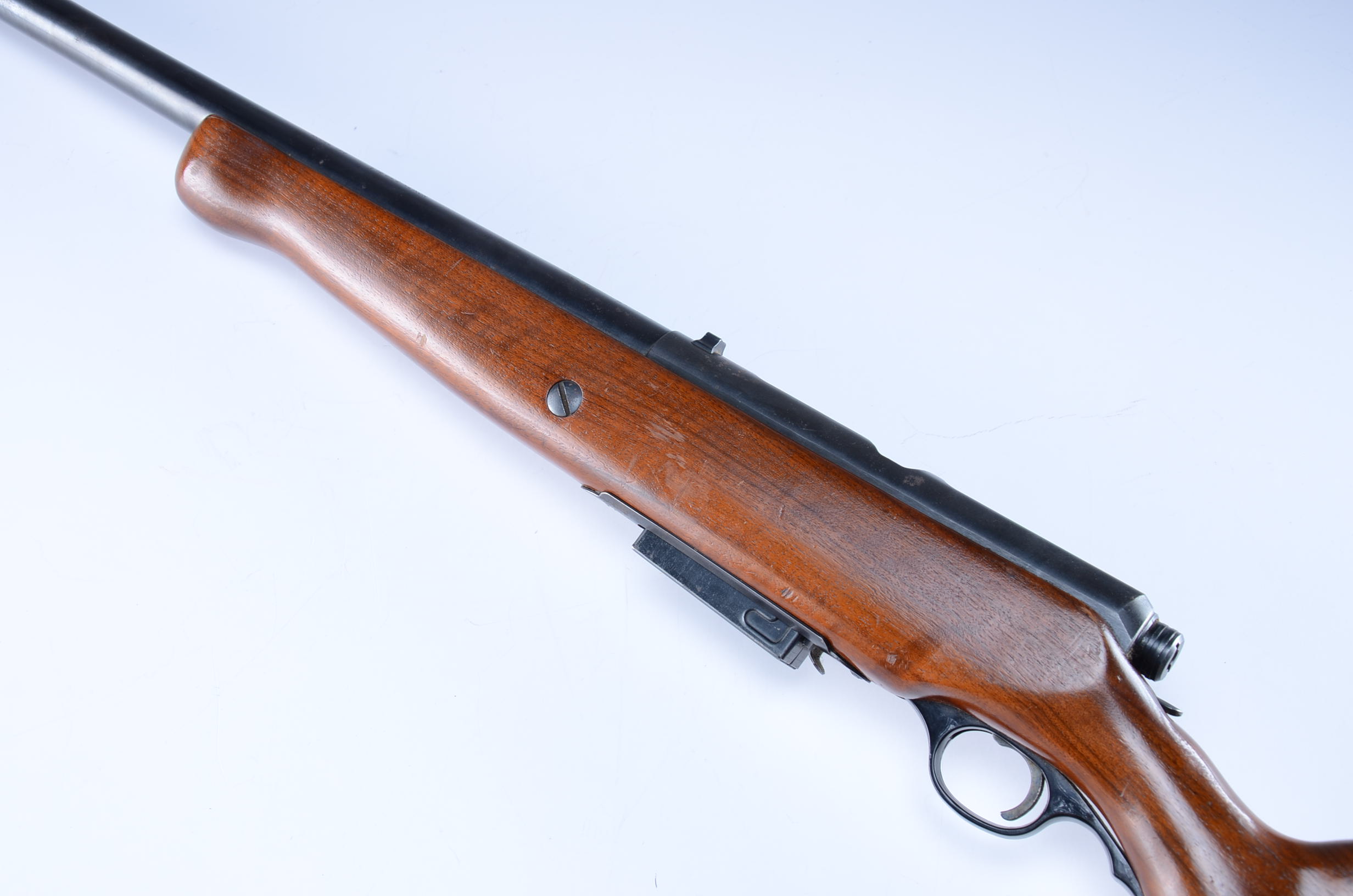 MOSSBERG Model 195 - 3-Shot, Takedown, 12 gauge , 2 shell detachable magazine.  