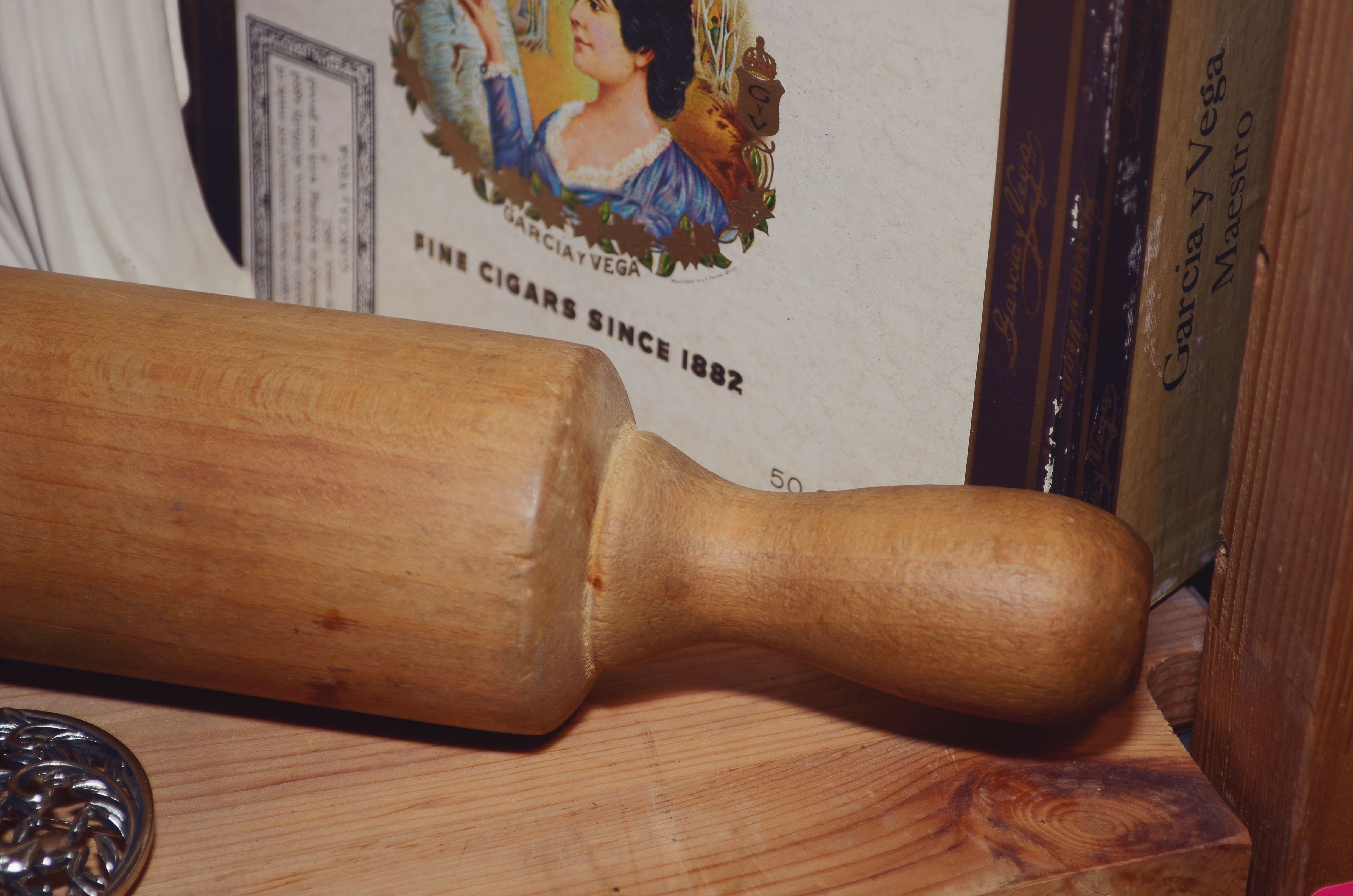 Shelf Lot. Assorted Vintage Decorative Items