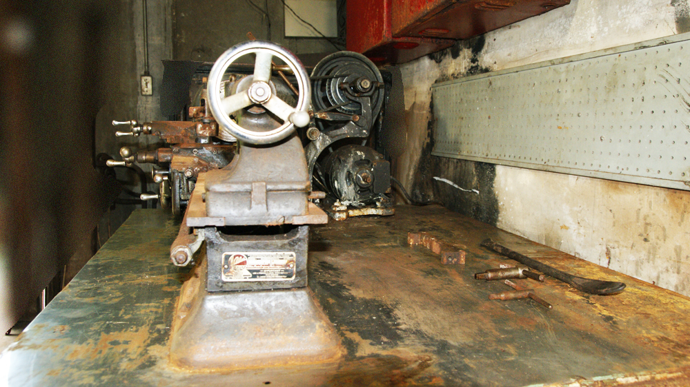 Atlas TH42 Lathe and Work Table