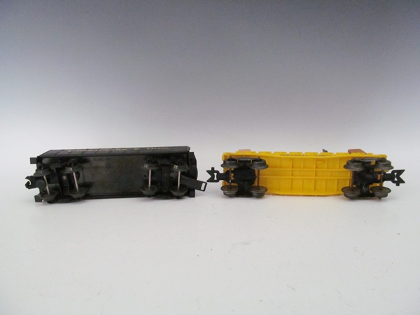 Group of Lionel & K-Line Model Train Cars