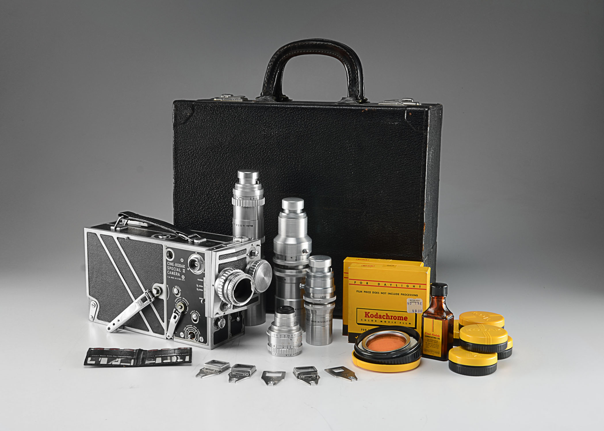 Vintage Cine-Kodak Special II 16 mm Camera | EBTH