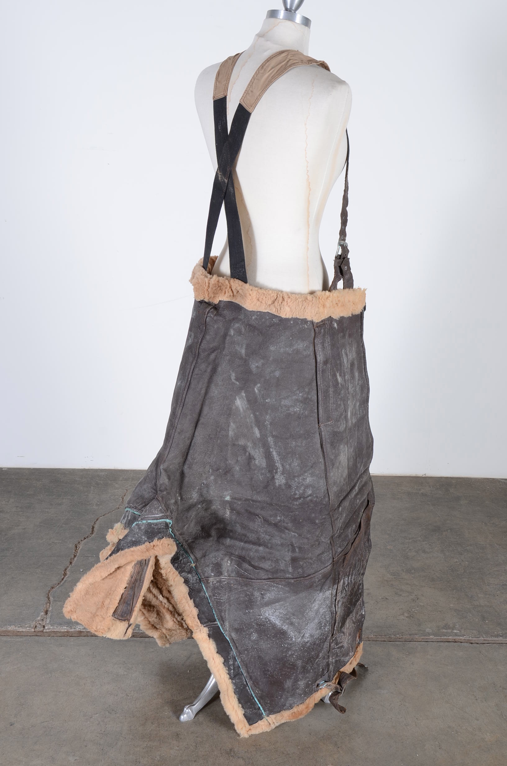 WWII Pilot Suit of Robert S. Willis, Lt. A-1 USNR