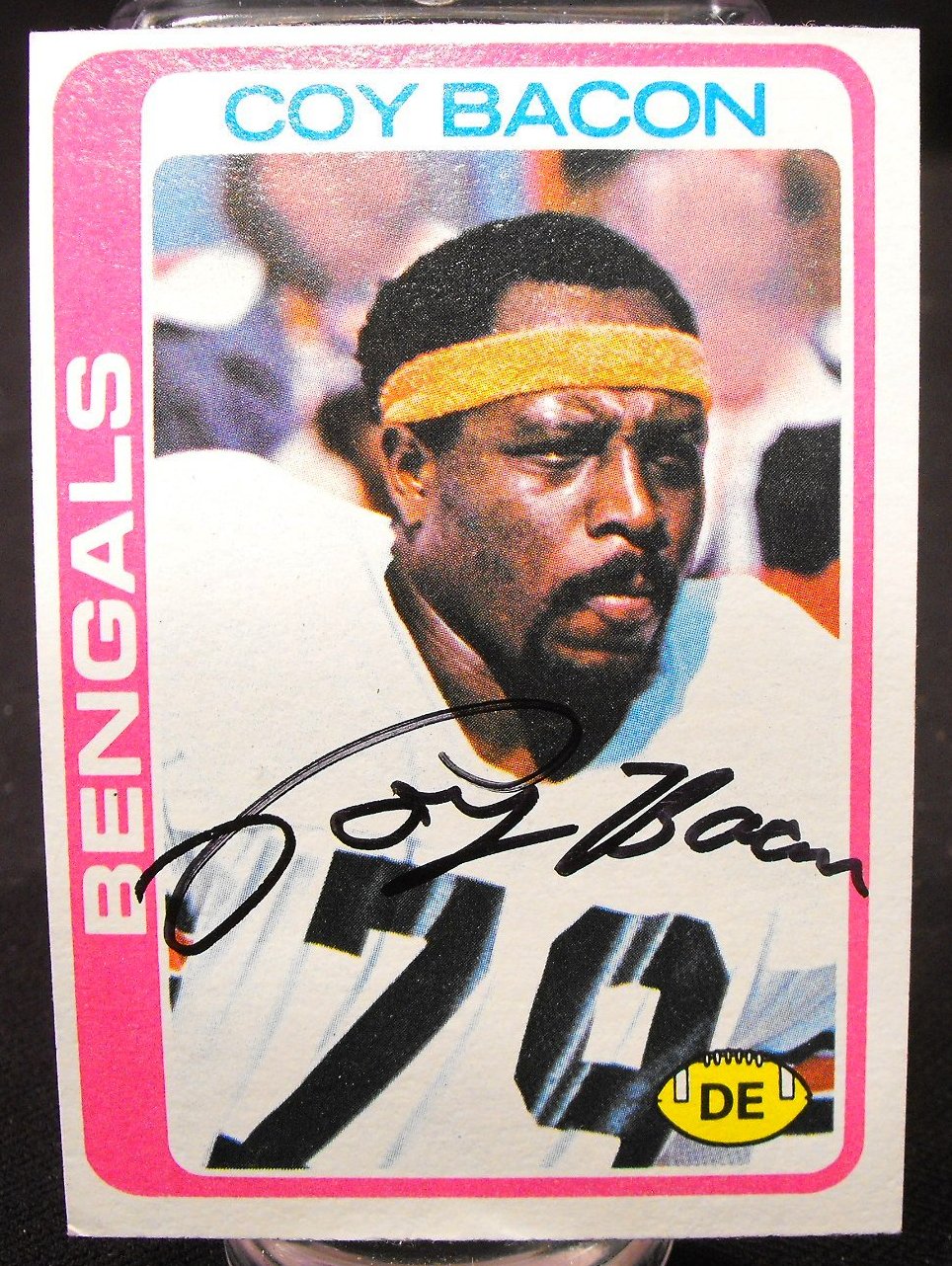 (4) Vintage Cincinnati Bengals Hand Signed Football Cards
