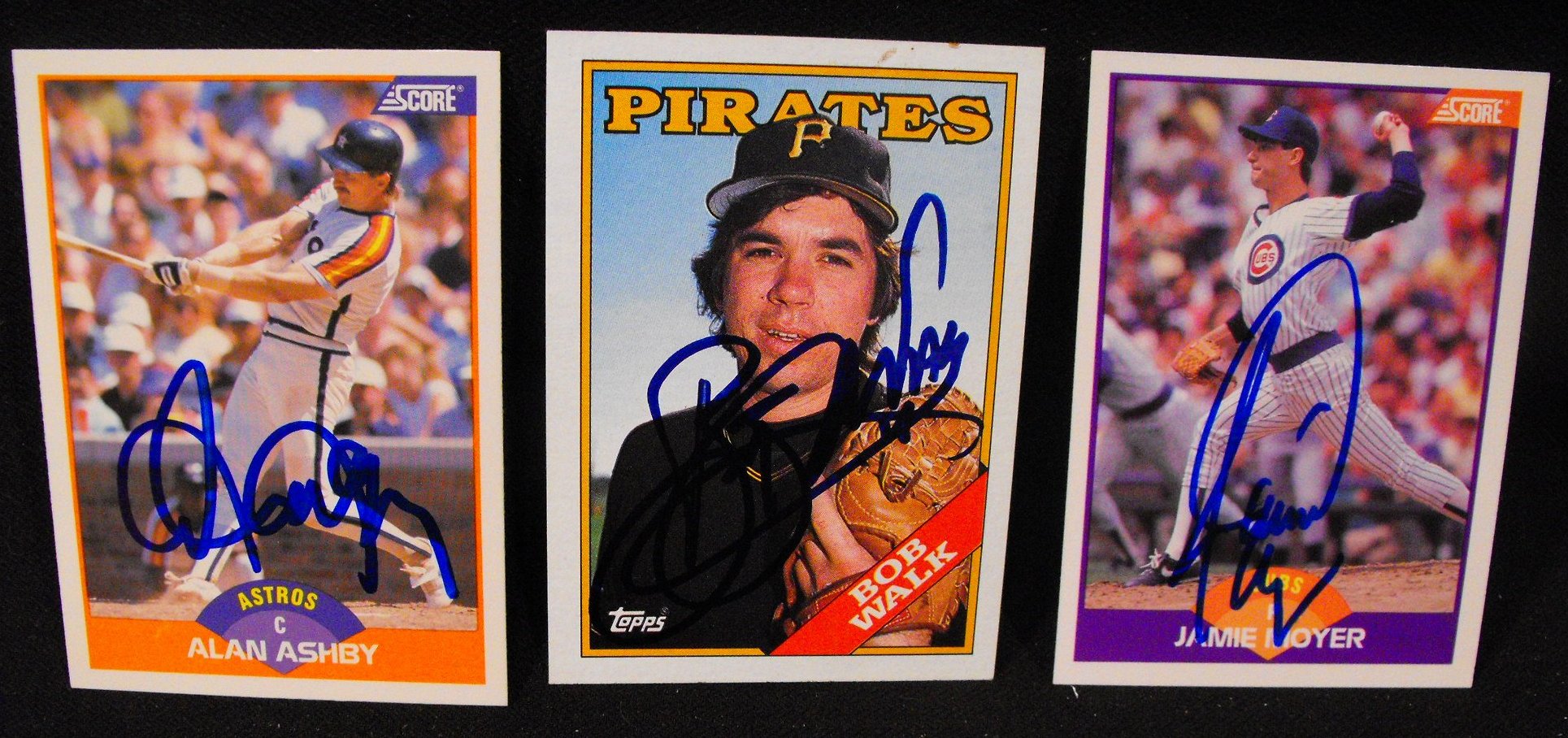 (21) Vintage National League Baseball Player Hand Signed Baseball Cards