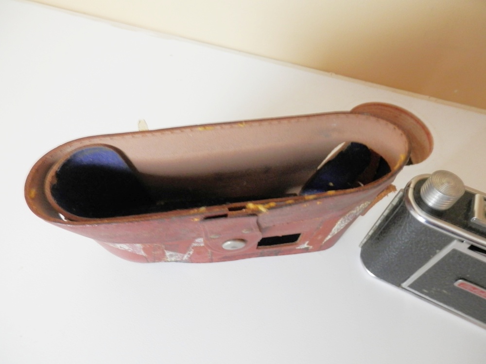 Vintage Foldex-20 Camera