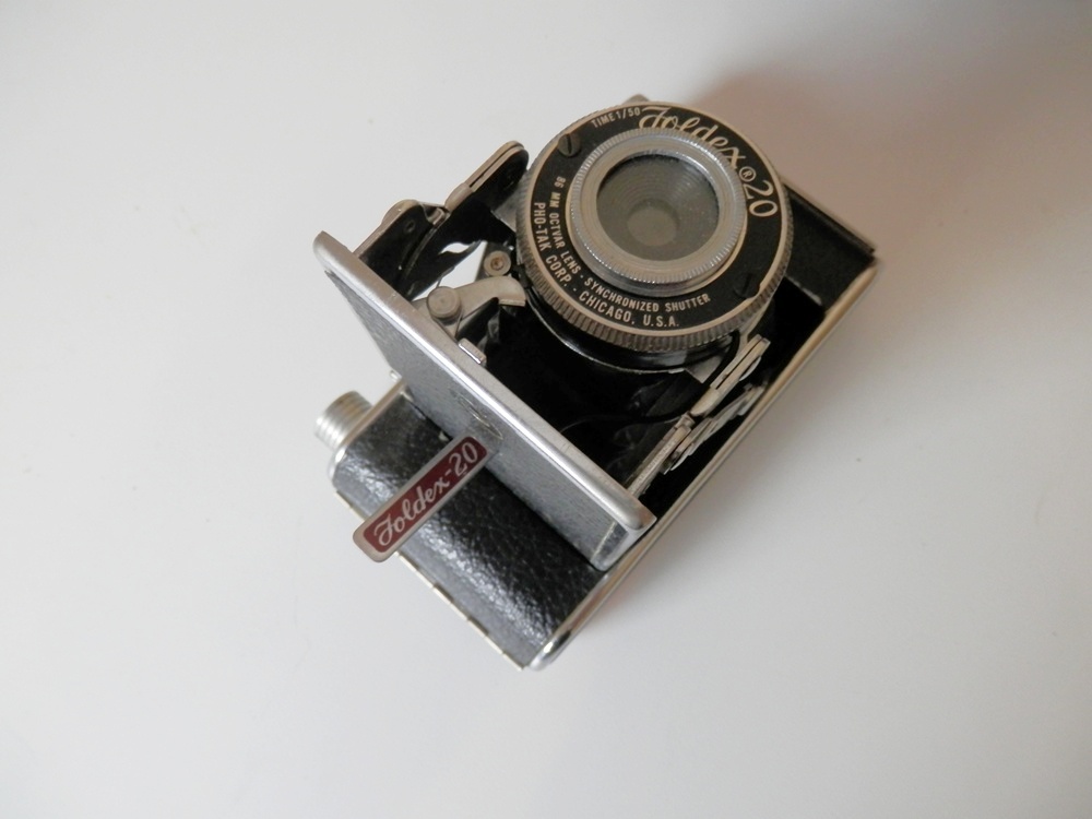 Vintage Foldex-20 Camera