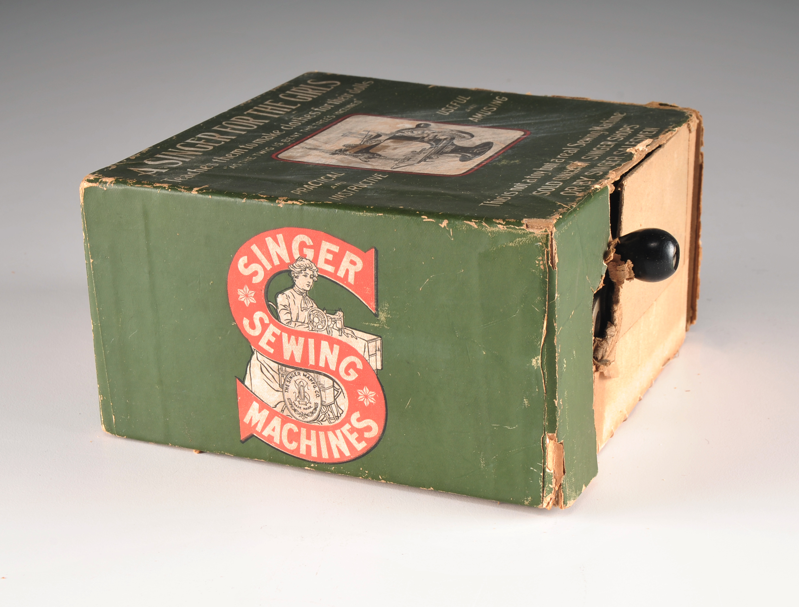 Girls Singer Sewing Machine