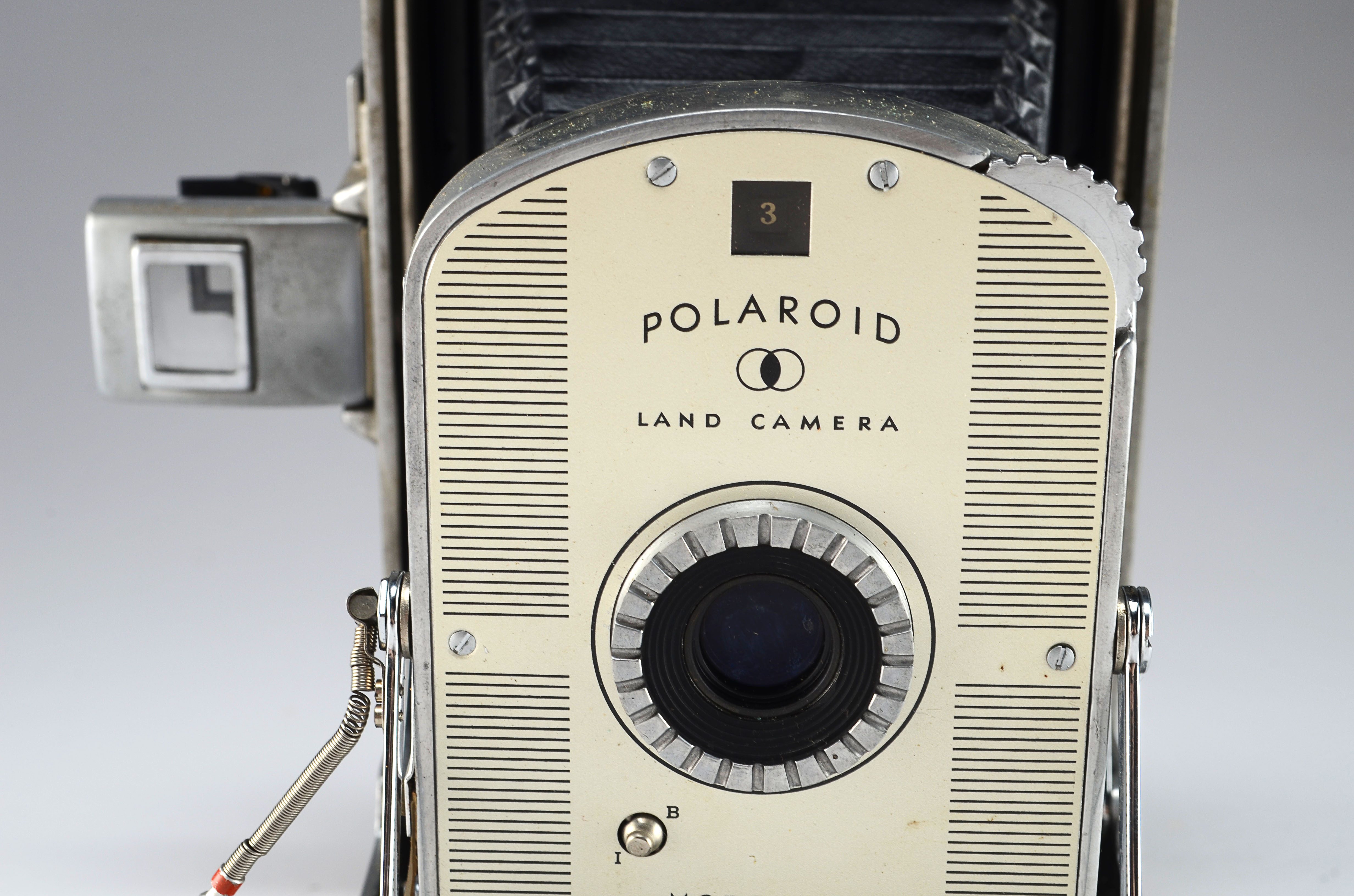 Polaroid Land Camera Model 95 With original box.