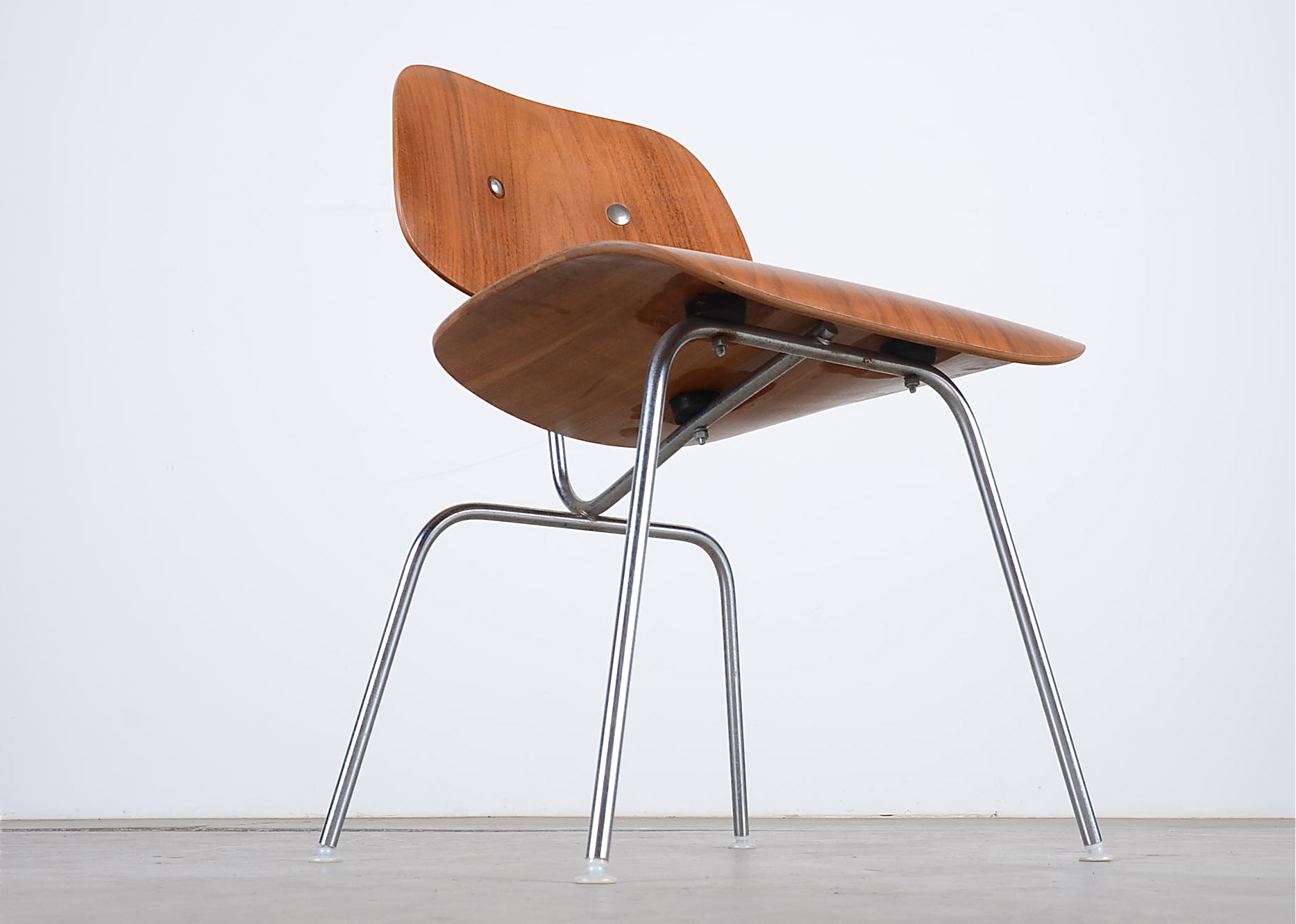 Mid Century Herman Miller Molded Plywood Chair