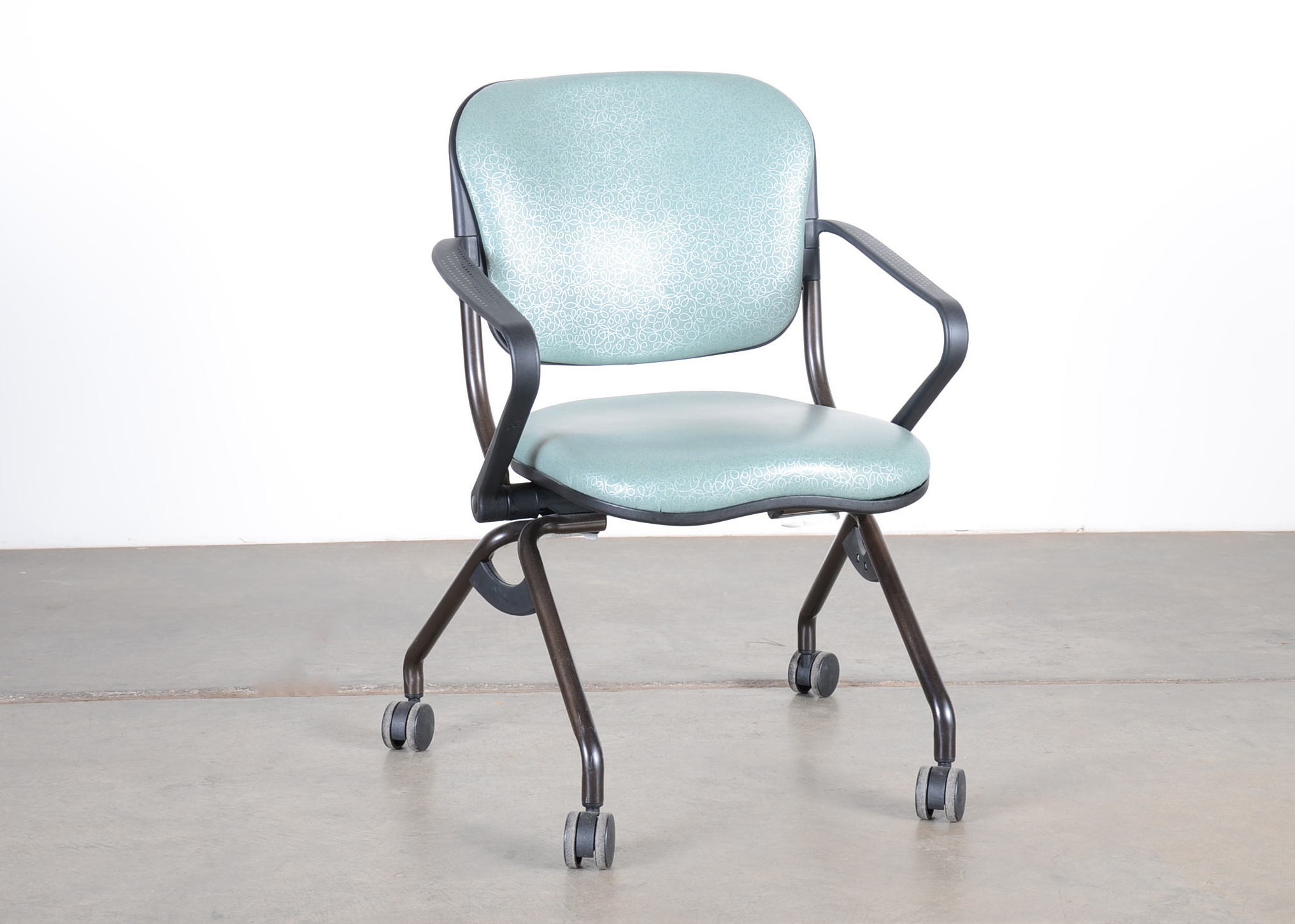 Rolling Modern Office Chair