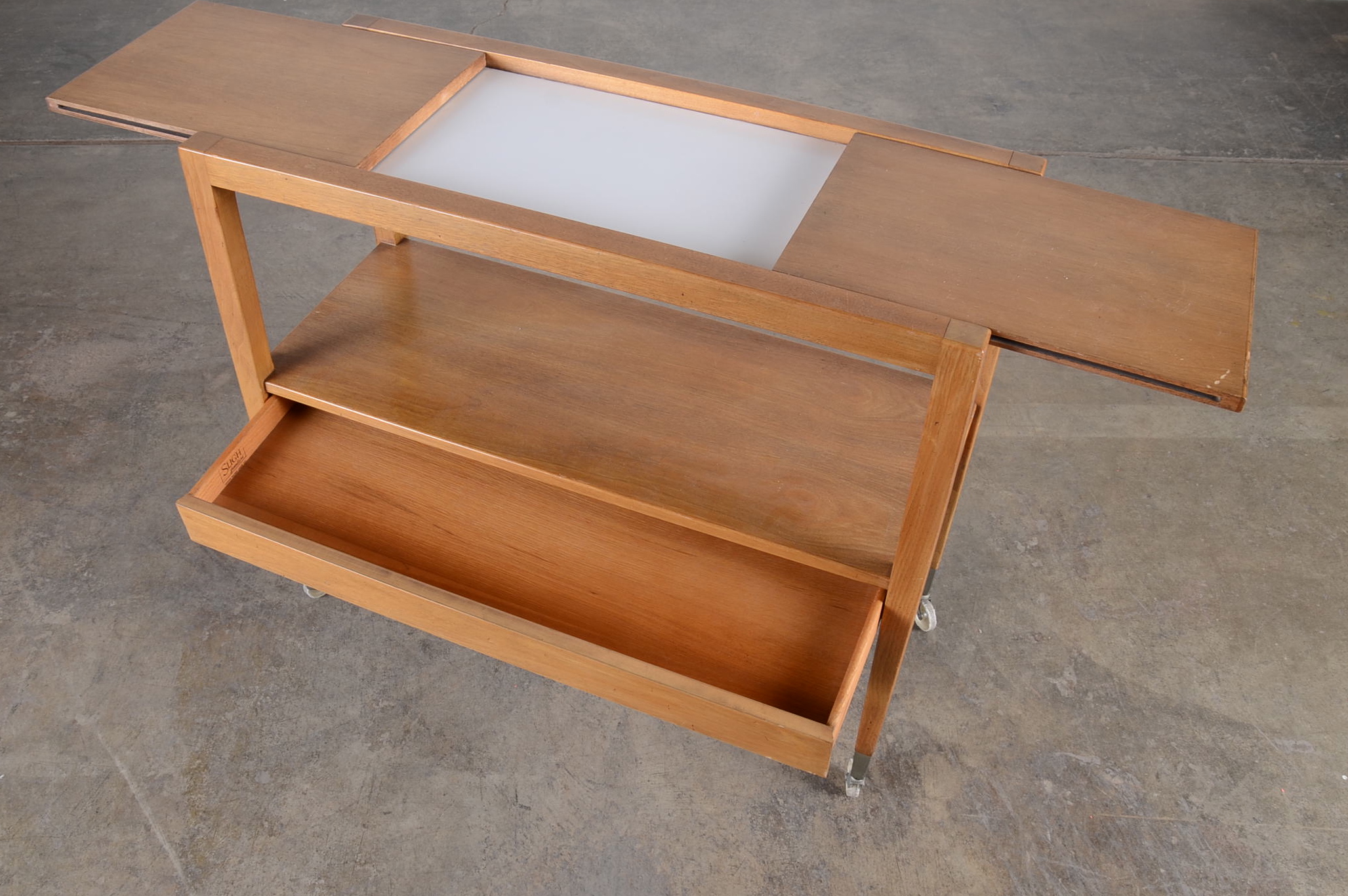 Vintage Sligh Wood Rolling Bar