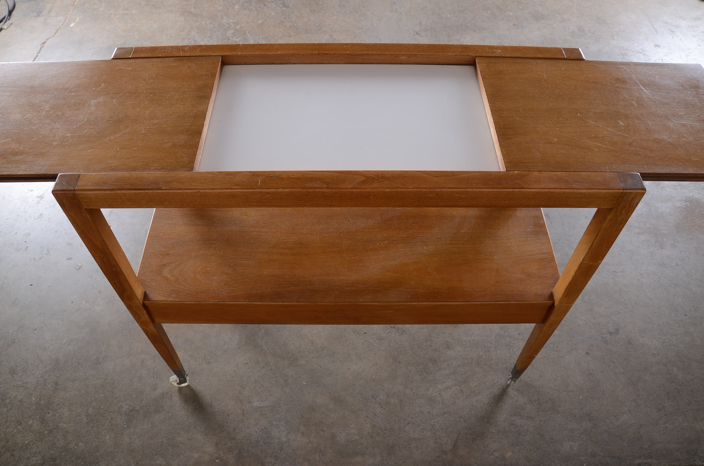 Vintage Sligh Wood Rolling Bar