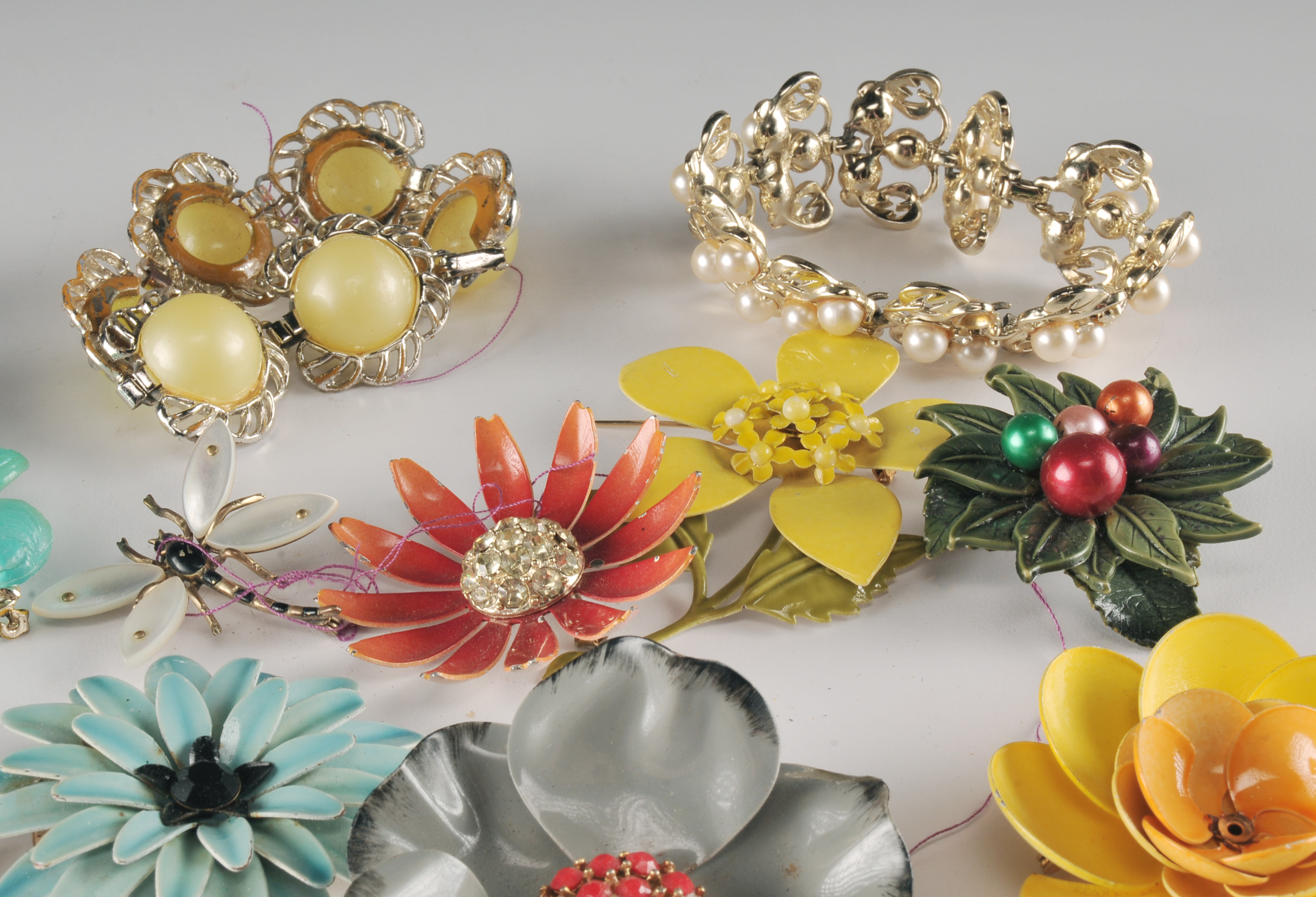 (15) Piece Collection Of Costume Vintage Jewelry