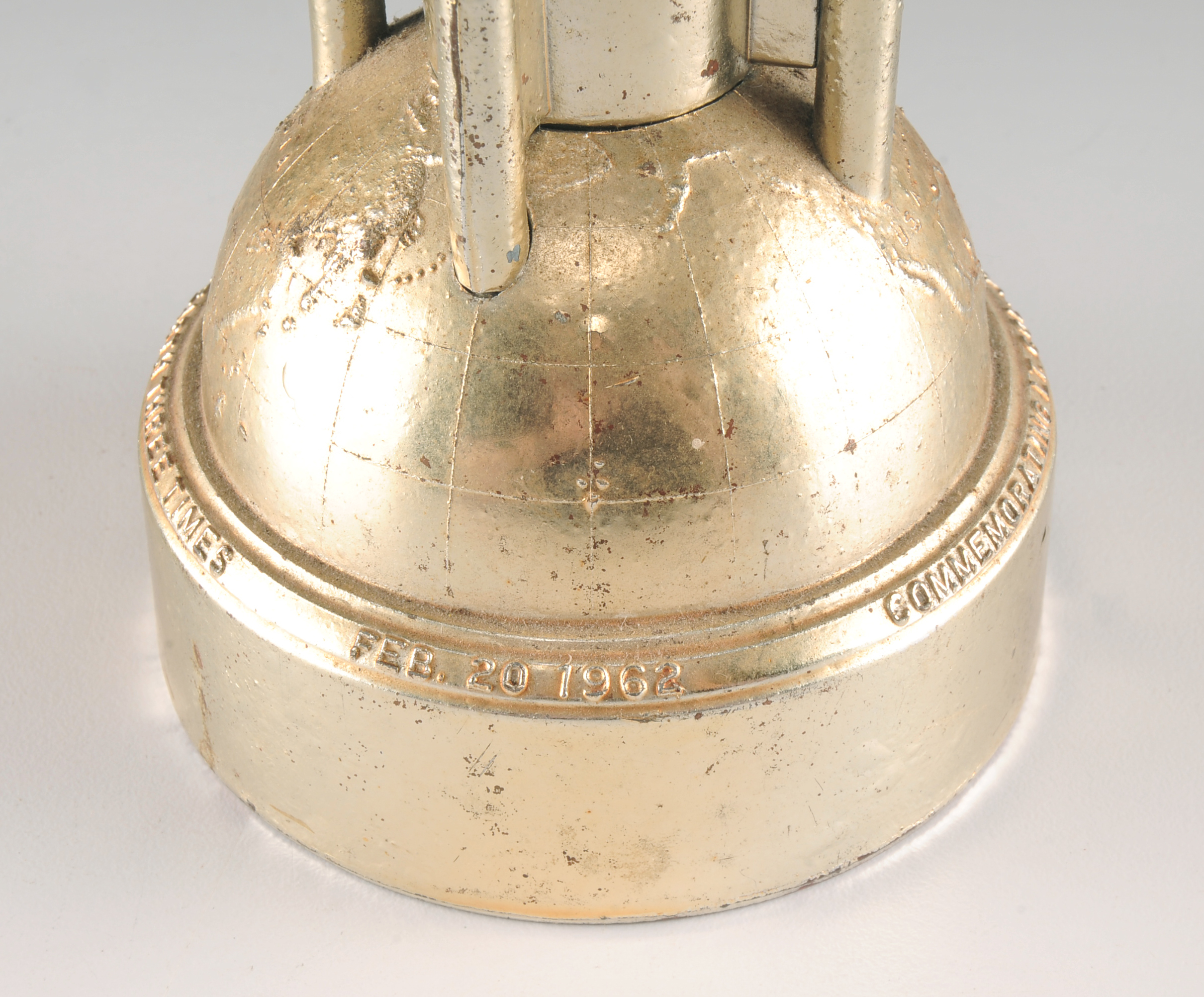 Metal Mechanical Rocket Bank