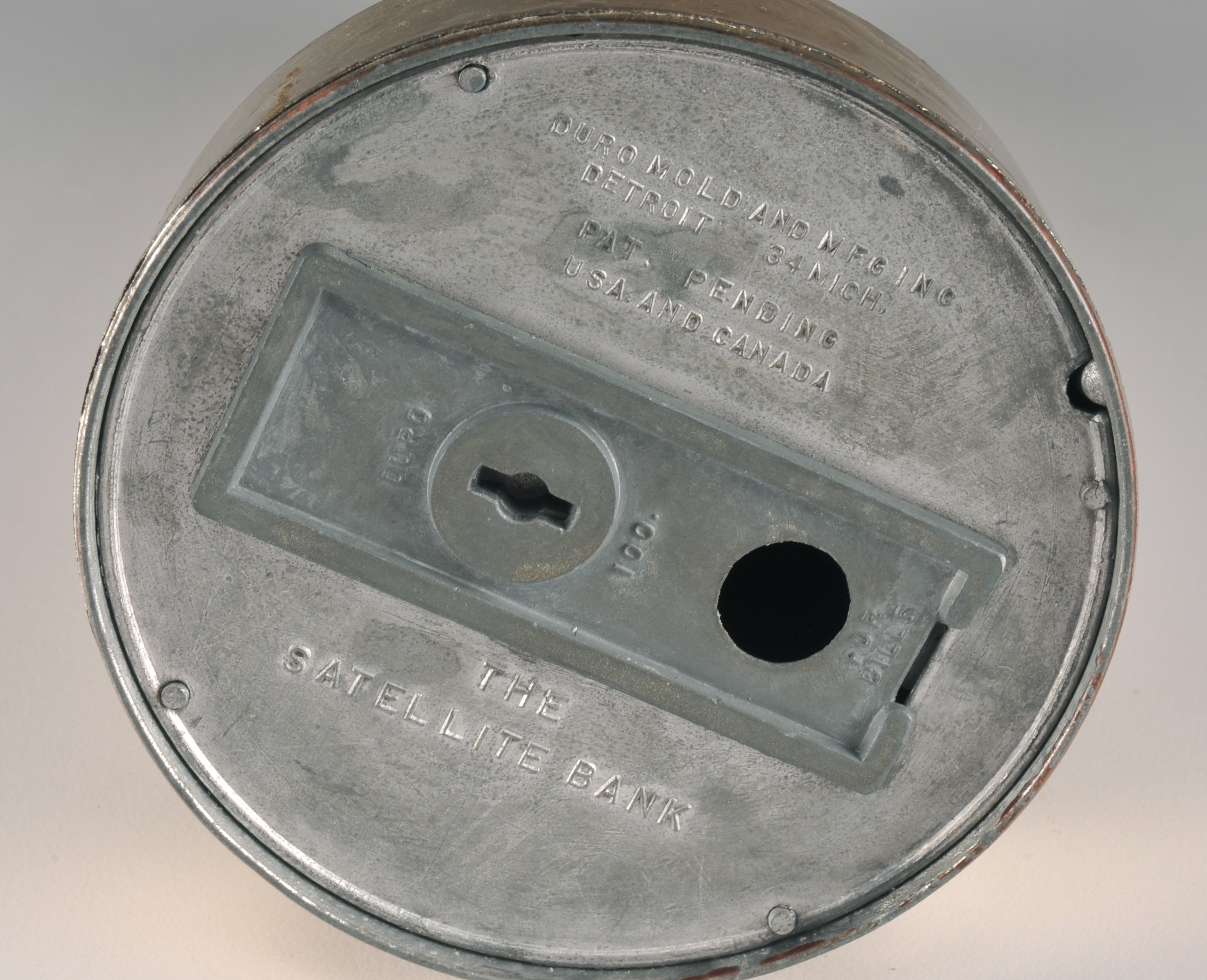 Metal Mechanical Rocket Bank