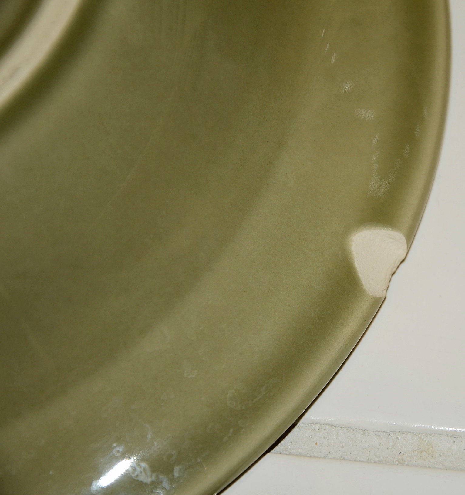 Williams Sonoma Belvedere dinnerware.