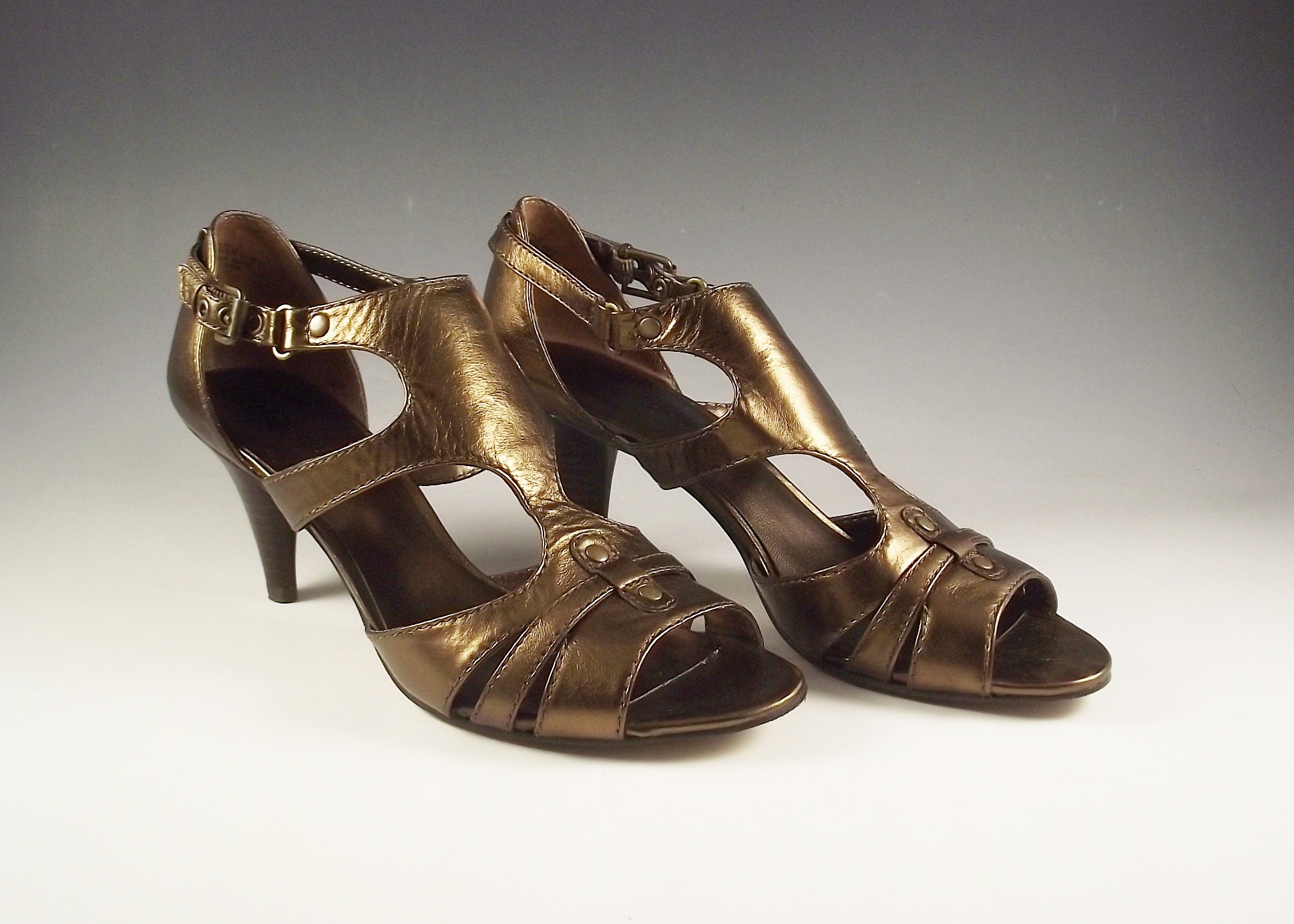 Nine West bronze sandals.